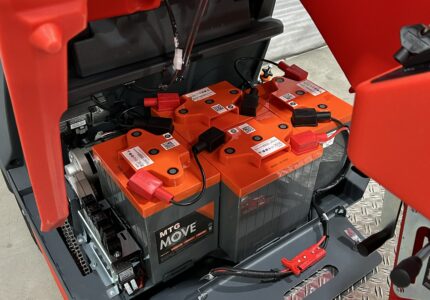 MOVE MTG 210-6 accu's voor veegmachine