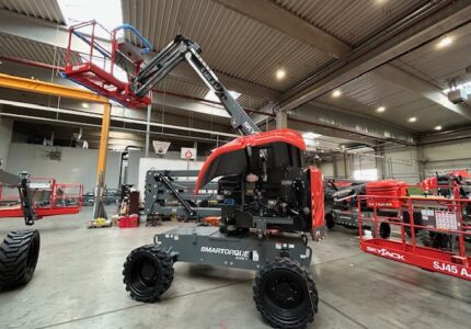 Skyjack Aerial Working Platform - Intercel batteries